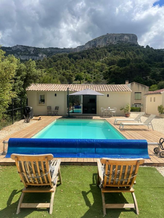 Studio De Charme Avec Piscine Fontaine-de-Vaucluse Exteriér fotografie